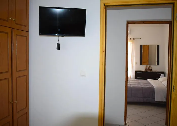 Апартаменты Pine Tree House *